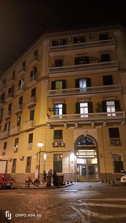Apartamento Wanda Bleisure Nápoles Exterior foto